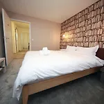 Cozy Close To Cornavin Train Station And Appartement *