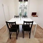 Cozy Apartment Close To Cornavin Train Station And Lake